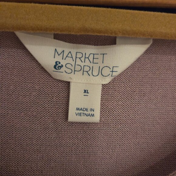 Pink Sweater - Picture 2 of 3